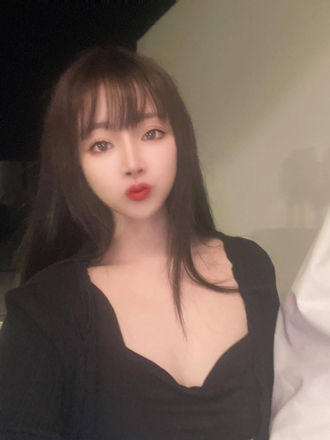 天津市私密妹子兼职新下海粉嫩多汁